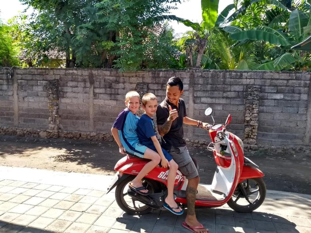 Putu Guest House Pemuteran エクステリア 写真